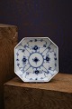 K&Co. presents: 
Blue 
Fluted Plain 
set tray from 
Royal 
Copenhagen. 
1/229...