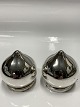 Antik Huset 
presents: 
Salt & 
Pepper Shaker 
Silver, Aage 
Weimar
Height 4.5 cm.