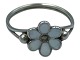 Antik K 
presents: 
A. 
Dragsted silver
Enamel ring 
with white 
flower from the 
1950'es - Size 
56