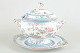L'Art presents: Minton, EnglandLarge soup tureen with under plate, 1880s.