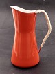 Red enamel 
pitcher Jens 
Harald 
Quistgaard