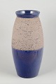 L'Art presents: Mari Simmulson for Upsala Ekeby“Atoll” vase, 1960s.