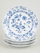 L'Art presents: Meissen, set of 5 deep plates, Blue Onion pattern.