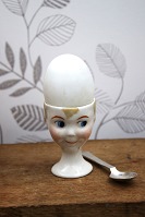 item no: Æggebægre nr.12