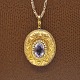 Antik Damgaard-Lauritsen presents: Medallion in 14 kt. gold with amethyst and pearls
