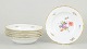 L'Art presents: Royal Copenhagen Saxon flower, set of six deep plates.