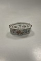 Danam Antik presents: Chinese Oriental Cricket Box with lid with fine decoration