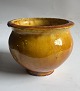 Reutemann Antik presents: Yellow Kähler pot