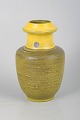 L'Art presents: Mari Simmulson for Upsala-Ekeby vase.