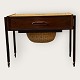 Moster Olga - Antik og Design presents: Sewing tableRosewoodDKK 1100