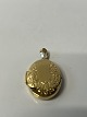 Antik Huset presents: Pendant/medallion in 14 karat gold,Height 43.02 mm.