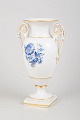 L'Art presents: Meissen vase with blue floral decoration.