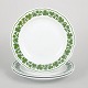 L'Art presents: Meissen, Vine Leaf Pattern, set of three dinner plates.