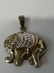 Antik Huset presents: Elephant Pendant, in 8 Kt. red / white gold with diamond.Height 3.2 cm.