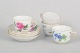 L'Art presents: Meissen, set of four hand-painted demitasse cups with saucers.