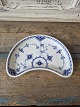 Karstens Antik presents: Royal Copenhagen Blue Fluted Half Lace dish No. 560
