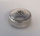 Lundin Antique presents: Georg Jensen. Sterling silver pill box. Design 79D. Diameter 3.5 cm.