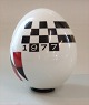 Annual Egss Royal Copenhagen Artist Decorated 1977 Annual Egg  Ole Schwalbe 10 
cm