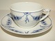 Empire
Enormous cup with saucer