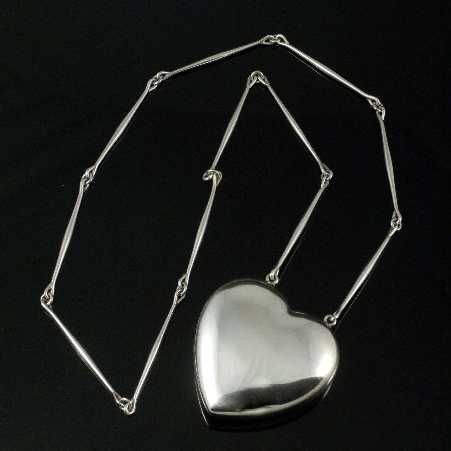 Georg jensen on sale astrid pendant