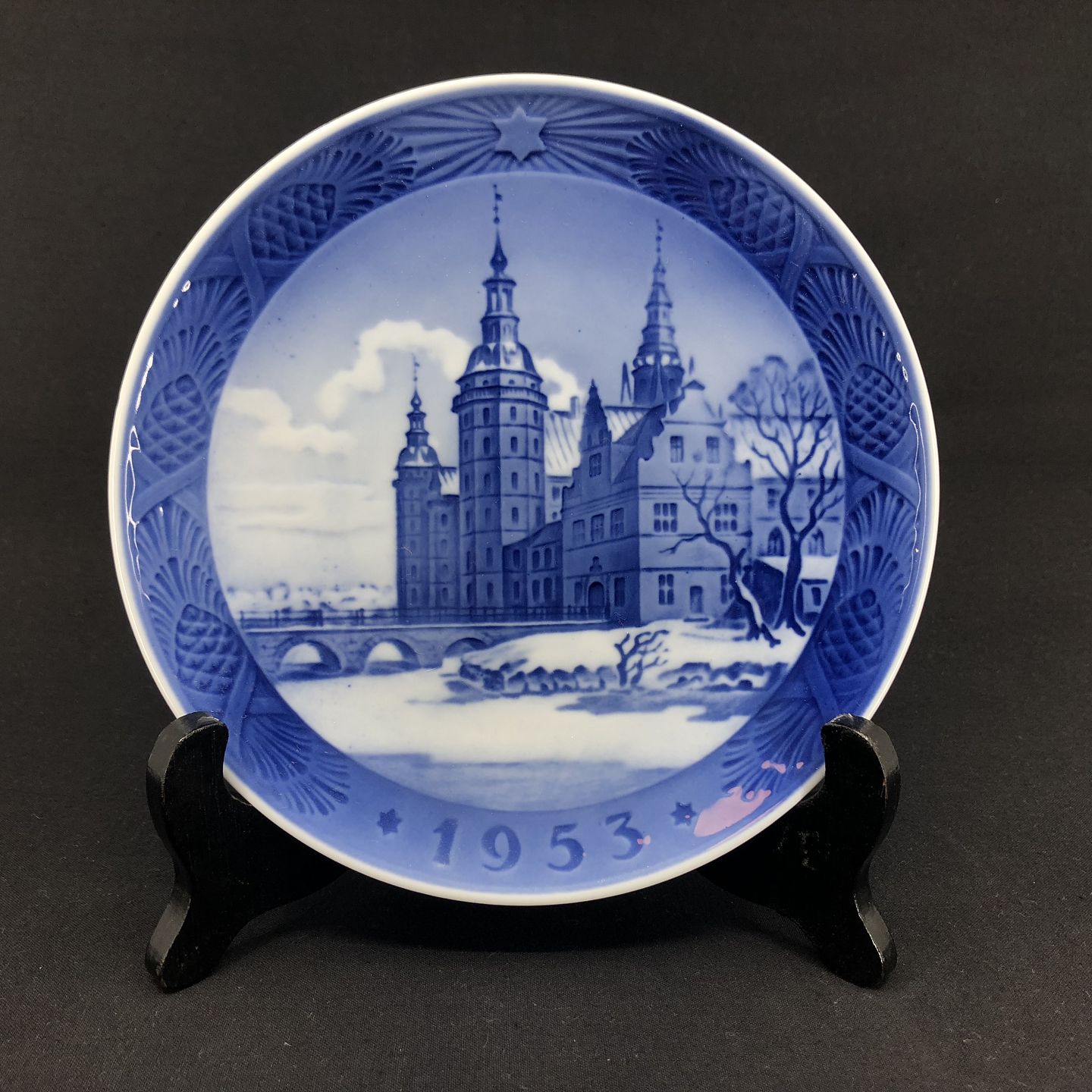 Royal Copenhagen christmas plate 1953