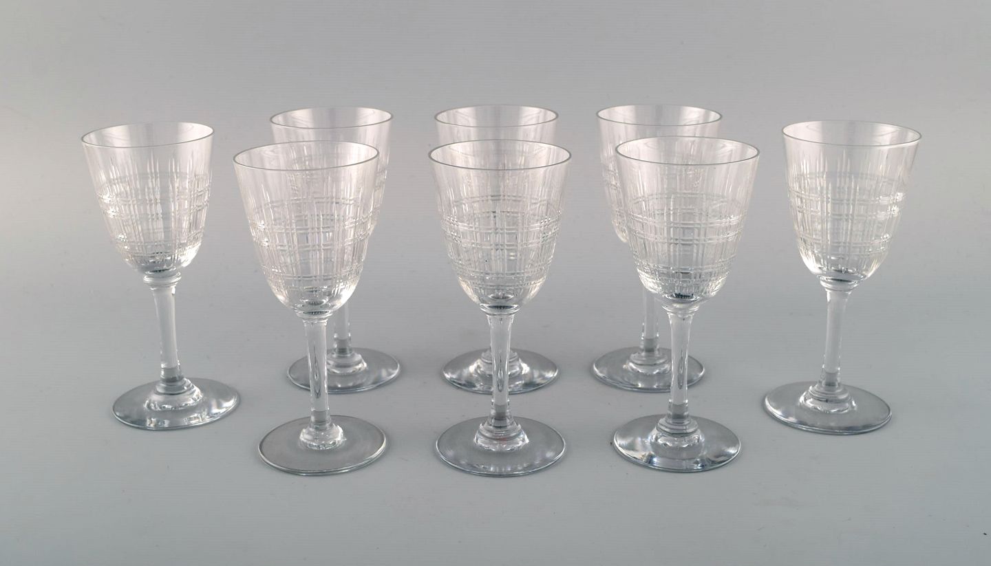  Baccarat, France. Eight art deco Cavour white