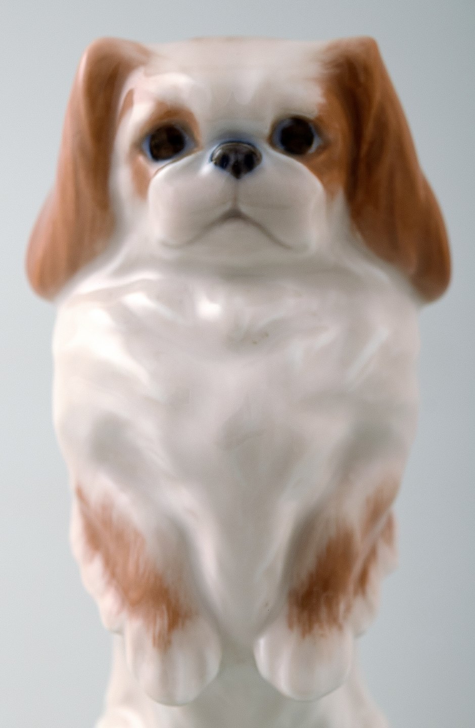 royal doulton pekingese dog