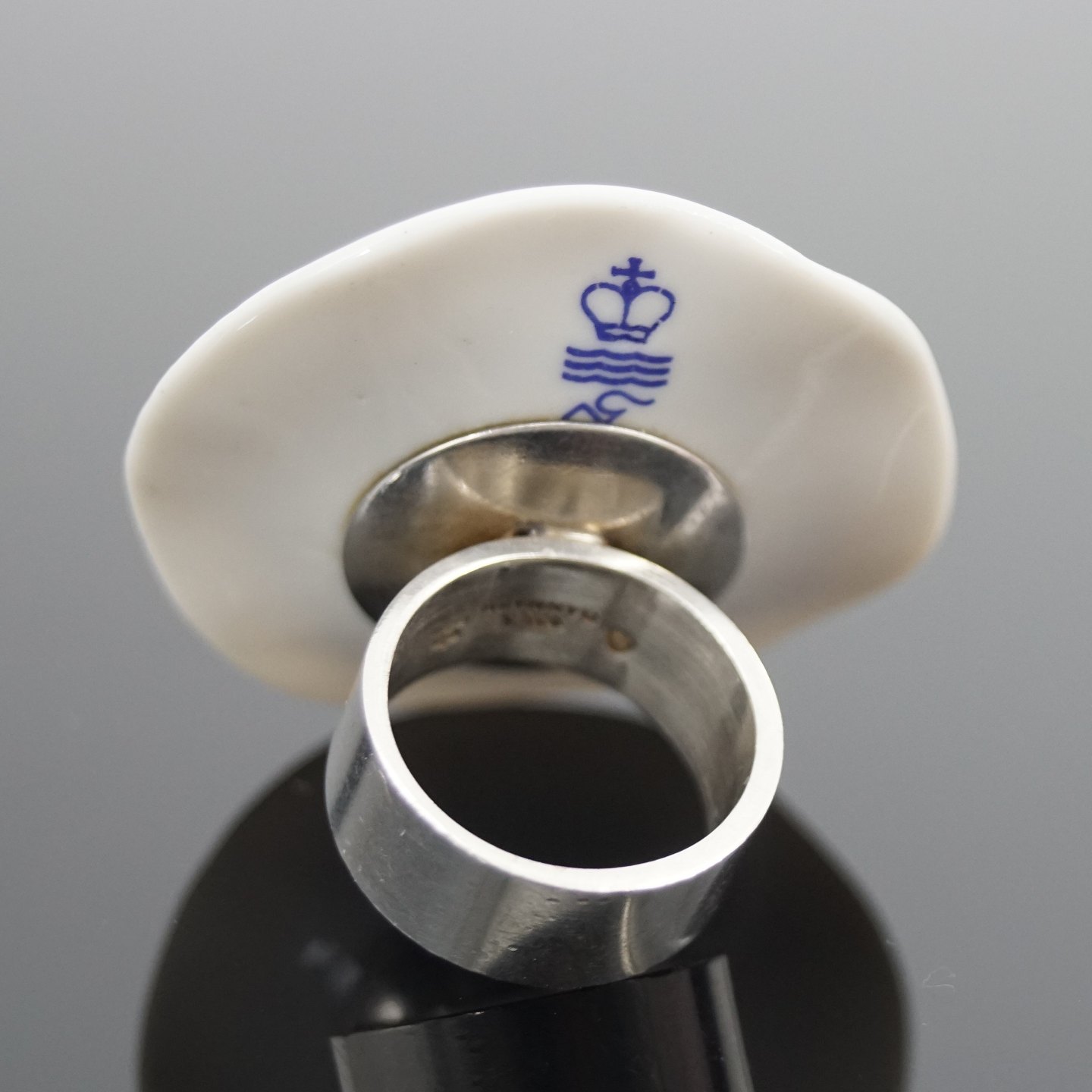 WorldAntique.net - A. and Royal Copenhagen; A ring of sterling silver and porcelain