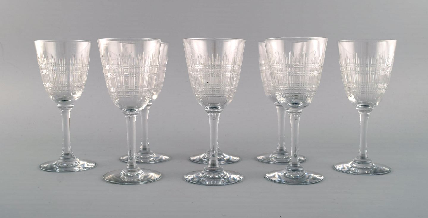 8 Art Deco French bistro wine glasses