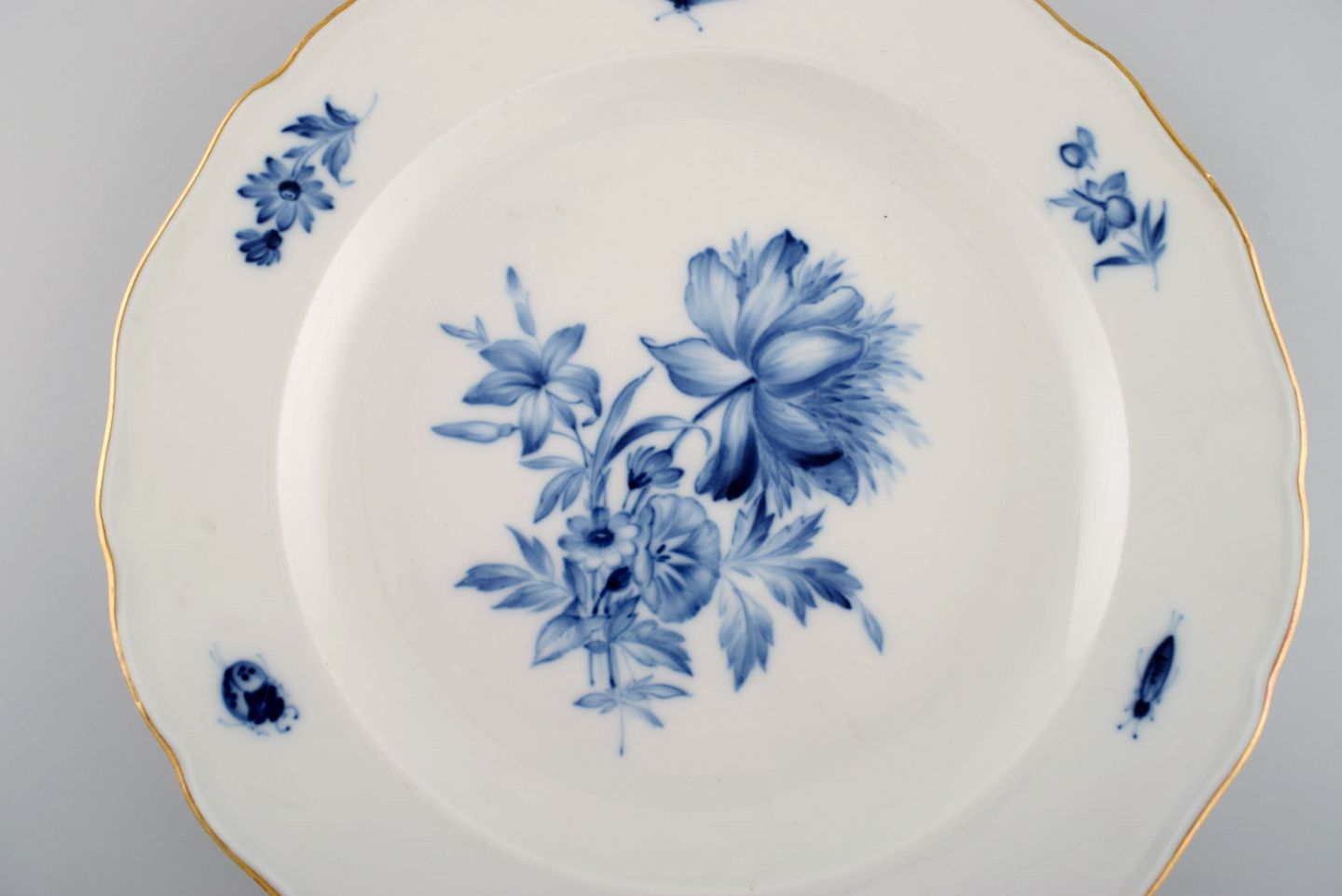 Meissen porcelain plates 2025