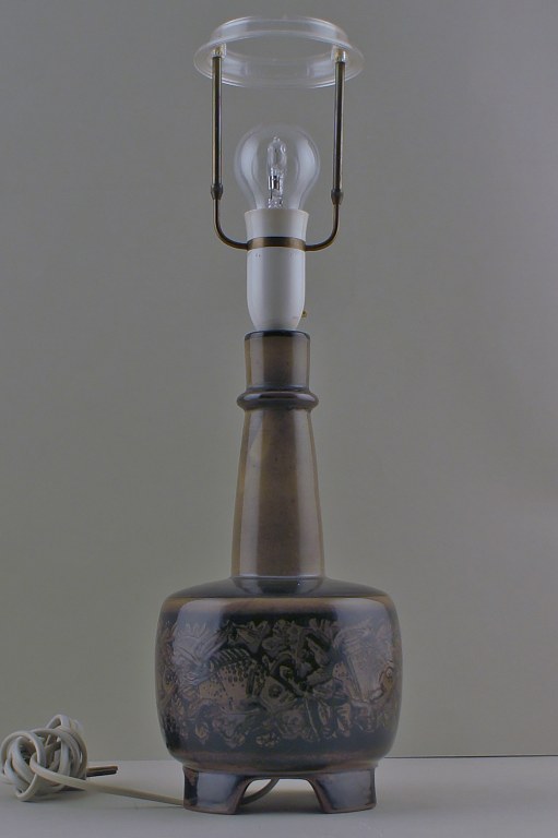 Nils Thorsson, b. Eslöv 1898, d. 1975. Royal Copenhagen porcelain table lamp.