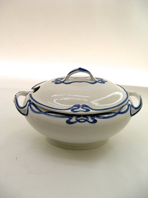 Blue Olga tureen