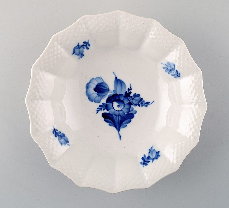 2 Royal Copenhagen Blue Flower braided 10/8009. Dish.
