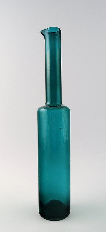 Nanny Still for Riihimäen Lasi, Finnish glass art decoration bottle.