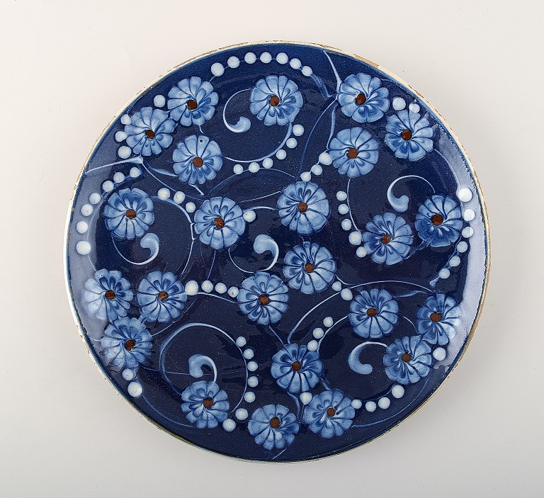 Kähler, HAK, glazed stoneware dish.
