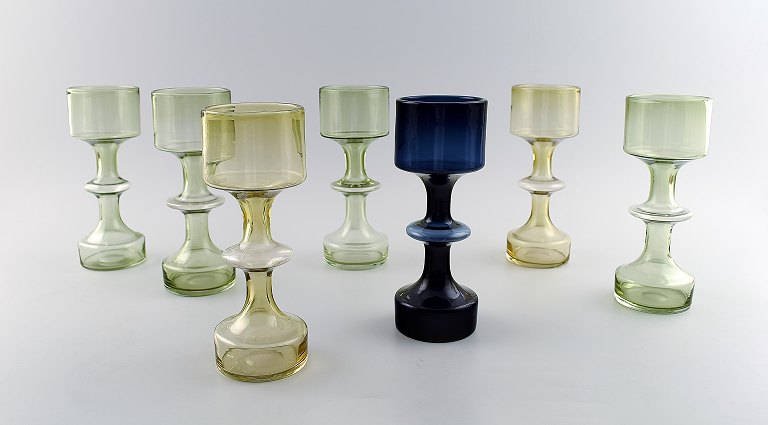 KAJ FRANCK, collection of 7 vases, art glass, KF 245, signed K. Franck 
Nuutajärvi Nuutajärvi -60.