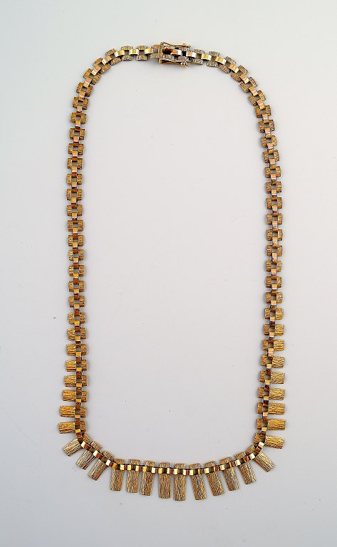 NECKLACE, finnish design.
14 Carat gold. Westerback, Helsinki in 1969.