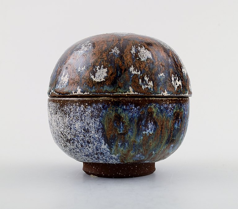 Michael Andersen, Denmark. Lidded vase art pottery.
