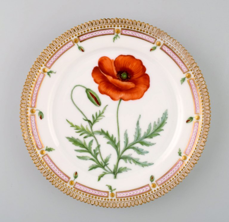 Royal Copenhagen Flora Danica plate # 20/3572.
