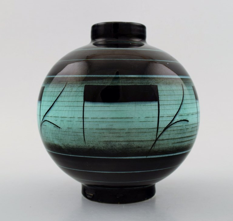 ILSE CLAESSON "Series V", Art Deco Faience Vase. Rörstrand / Rorstrand, 1930s.