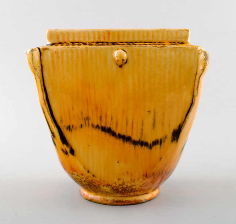 Kähler, Denmark, Svend Hammershoi, glazed stoneware vase.