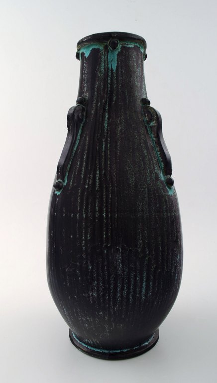 Svend Hammershøi/Hammershoi for Kähler, HAK, glazed stoneware art pottery vase, 
1930s.