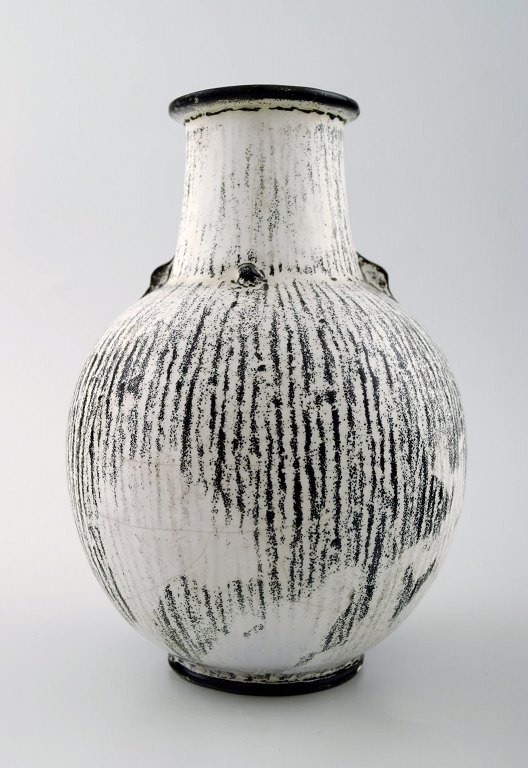 Kähler, Denmark, glazed ceramic vase, 1930 s.
Designed by Svend Hammershoi.