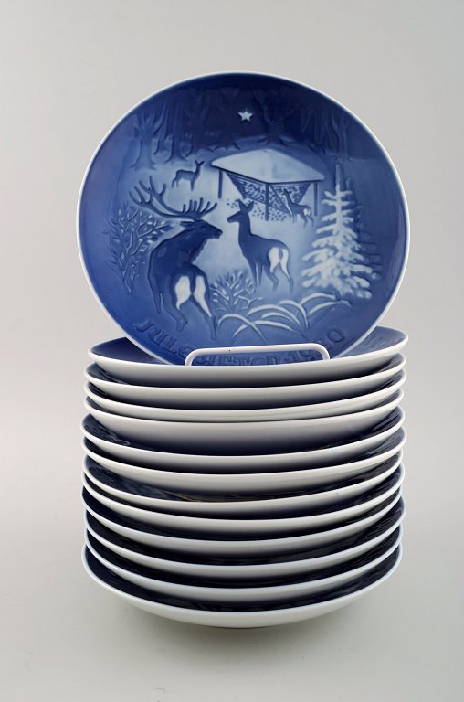 13 Bing & Grøndahl juleplatter 1980-92.
