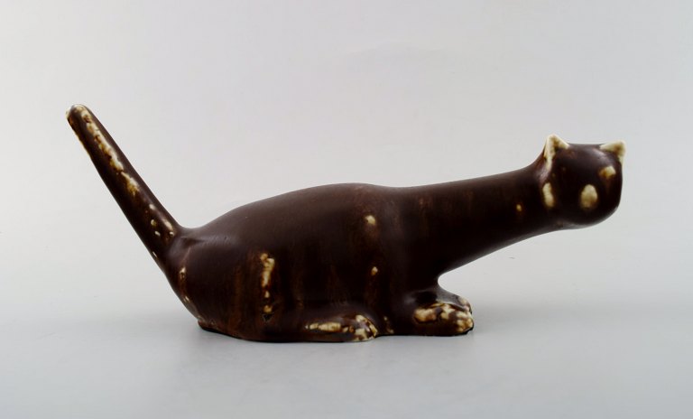 Rare Rorstrand / Rörstrand stoneware figure by Gunnar Nylund, cat.
