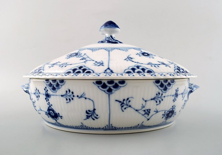 Royal Copenhagen Blue Fluted Full Lace tureens, # 1/1129.
