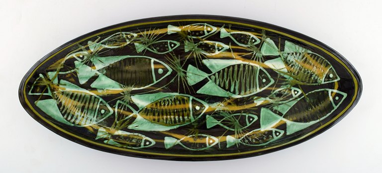 Astrid Tjalk for Kähler: Oblong huge unique hand painted dish of pottery.