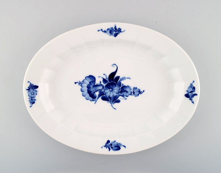 Royal Copenhagen Blue Flower Angular, platter.
Decoration number 10/8538.
