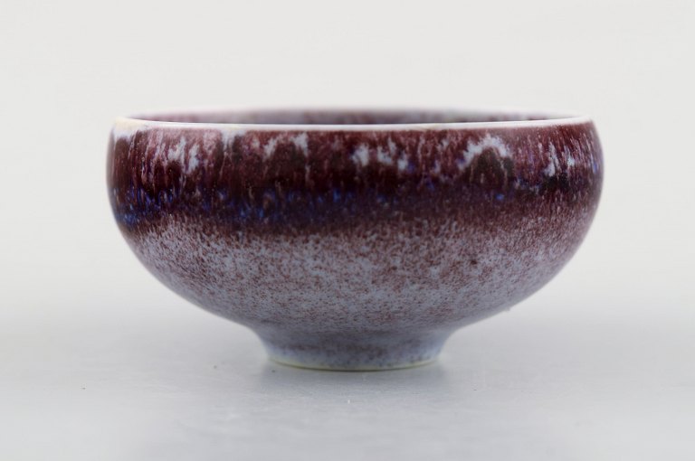 Sven Wejsfelt, unique ceramic bowl, dated 86 (1986) Swedish ceramist.
Gustavsberg studio hand.