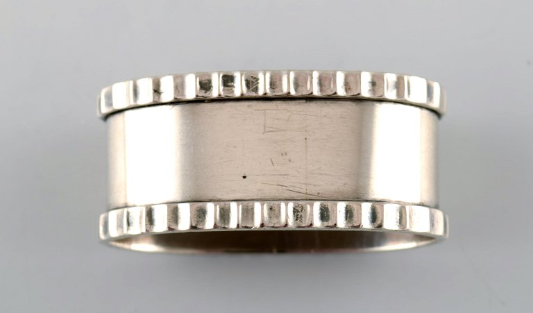 Servietring. Dansk, art deco, 1930/40´erne.
